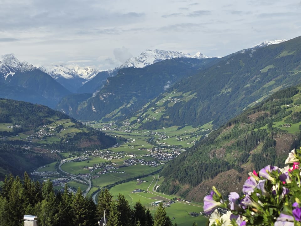 Außenansicht Almgasthof Talblick