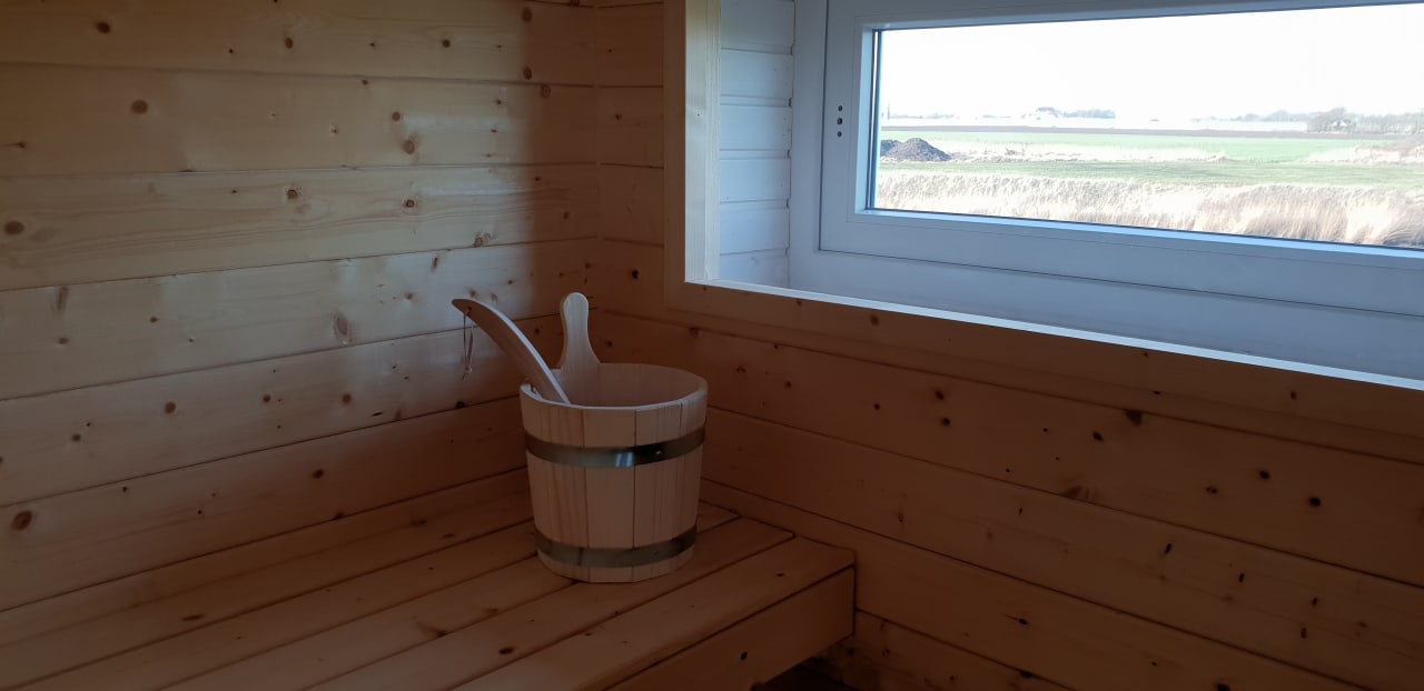 Sport & Freizeit Ferienhaus Hemenswarft direkt an der Nordsee mit Meerblick