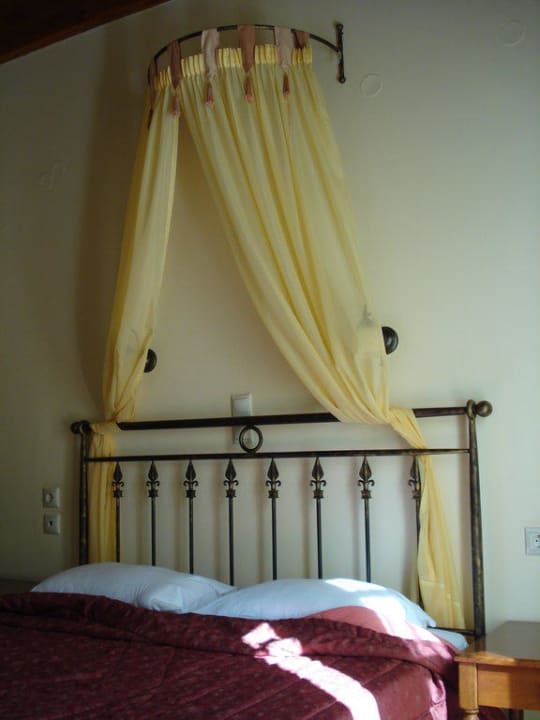 Doppelbett im Hotel Belmondo Hotel Belmondo