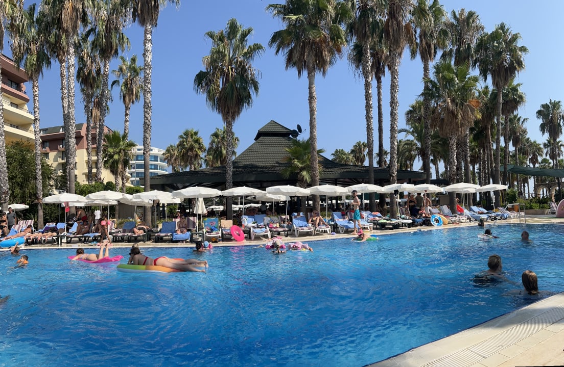 Pool Hotel Meryan