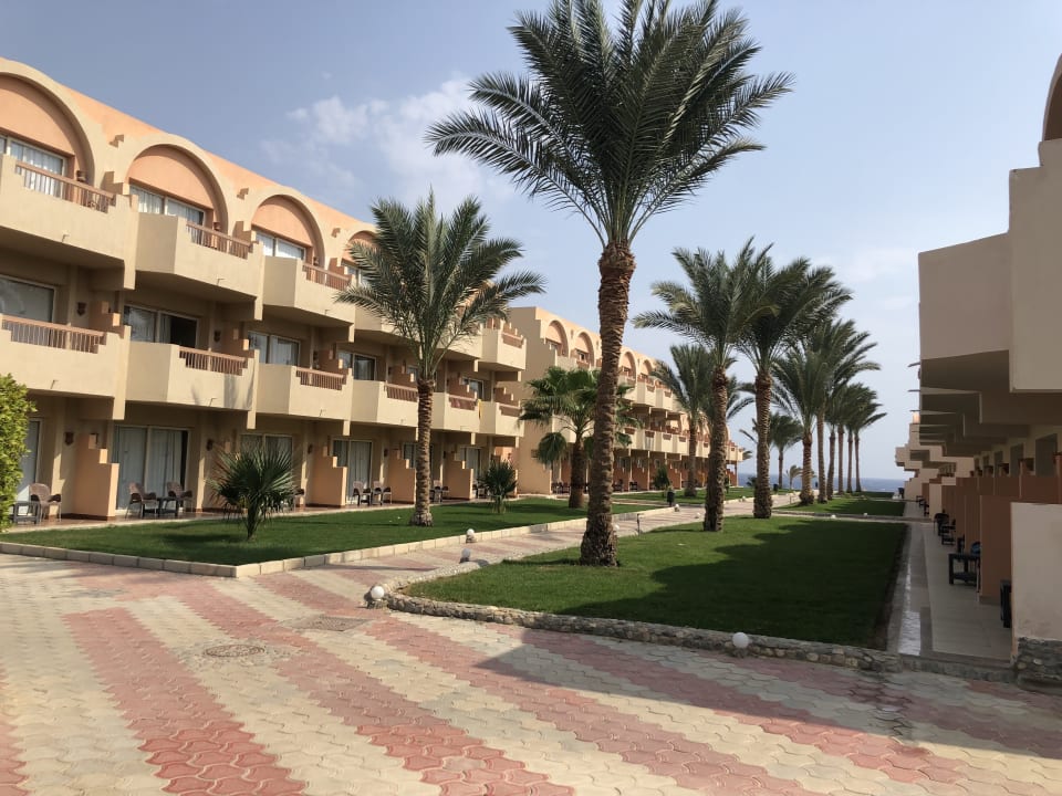 Gartenanlage Three Corners Sea Beach Resort