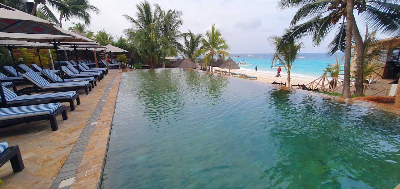 Pool Hotel The Z