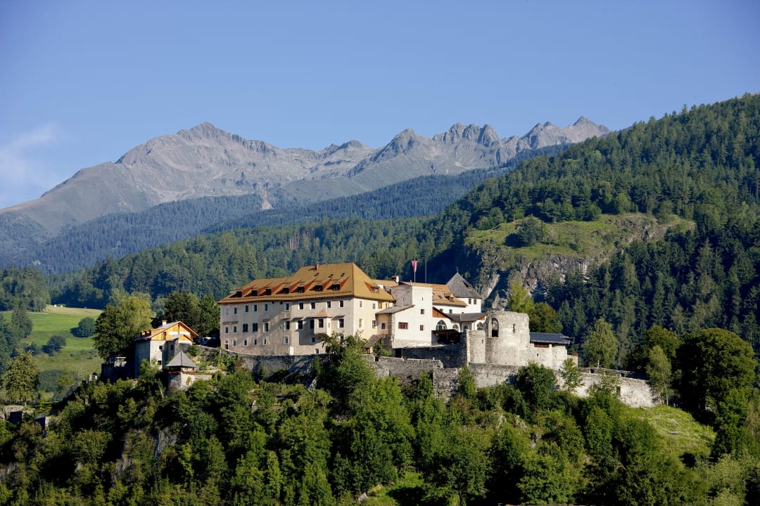 Außenansicht Hotel Schloss Sonnenburg