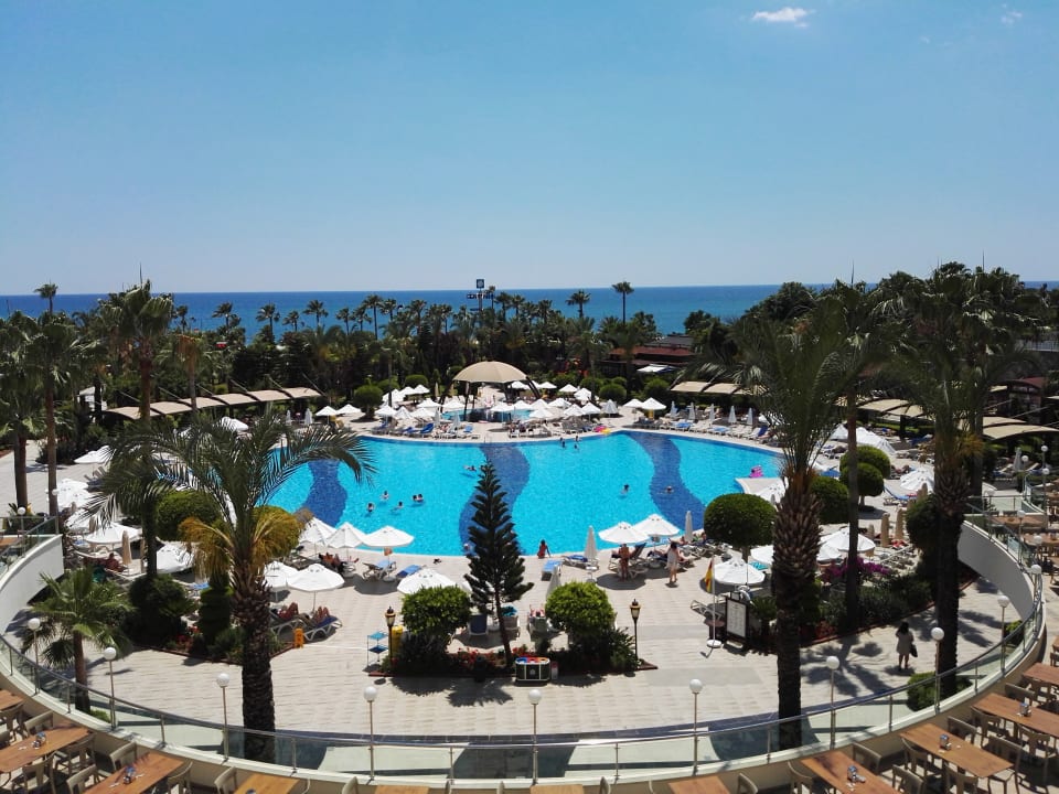 Pool Saphir Resort & Spa