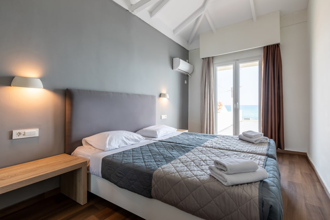 Zimmer Cameo Beach Resort