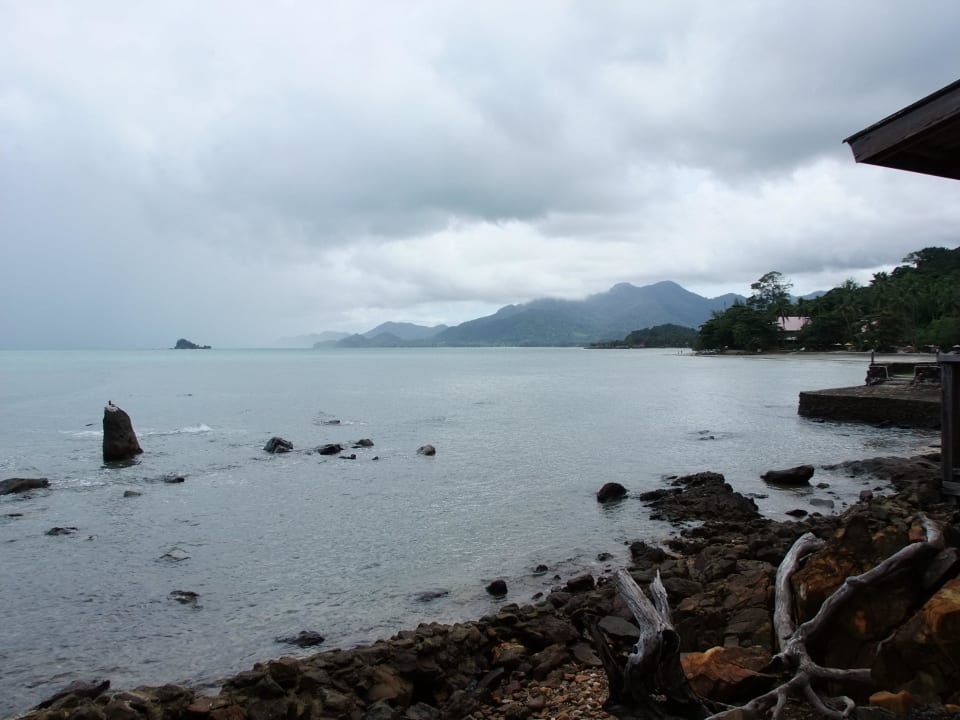 Вид на море из нашего бунгало... Siam Bay Resort