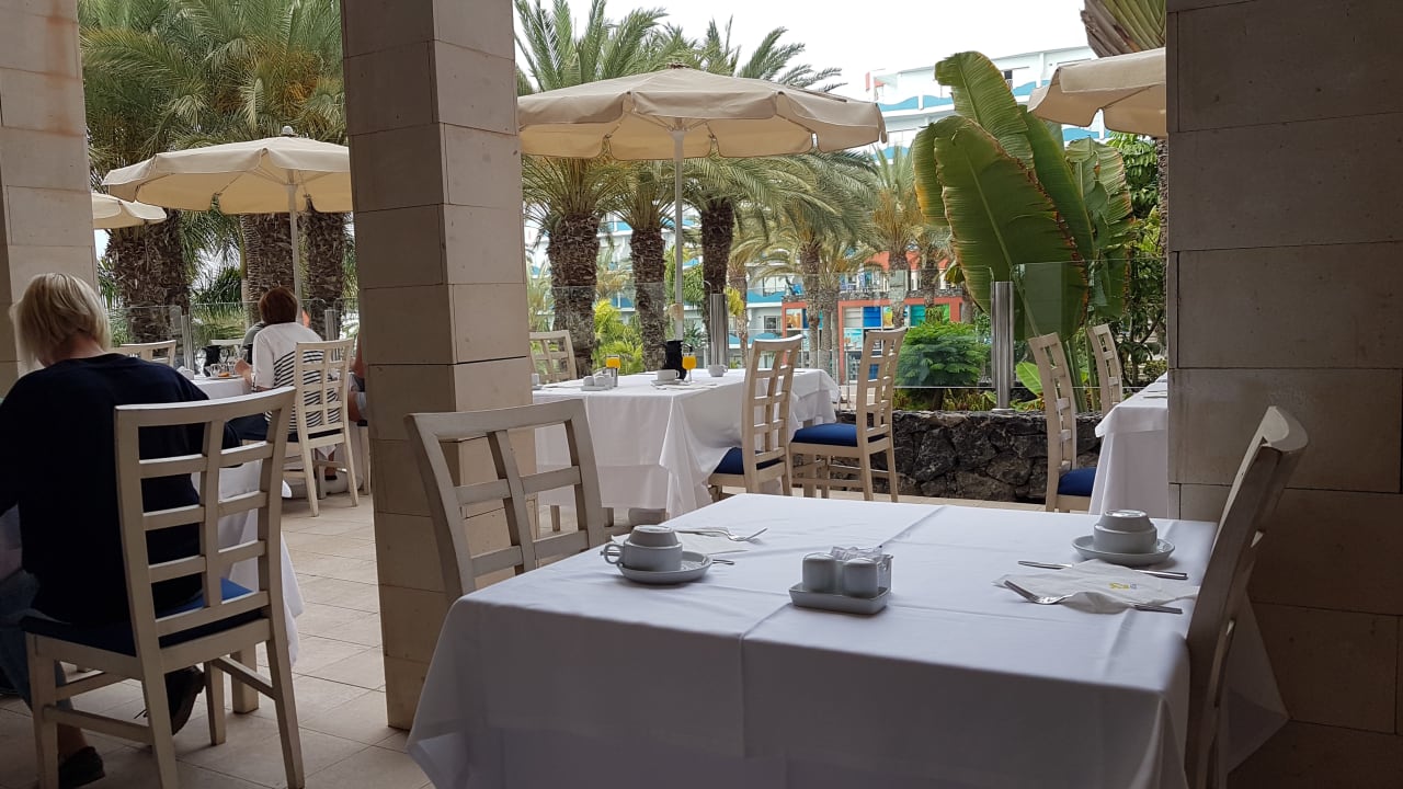 Gastro R2 Pajara Beach