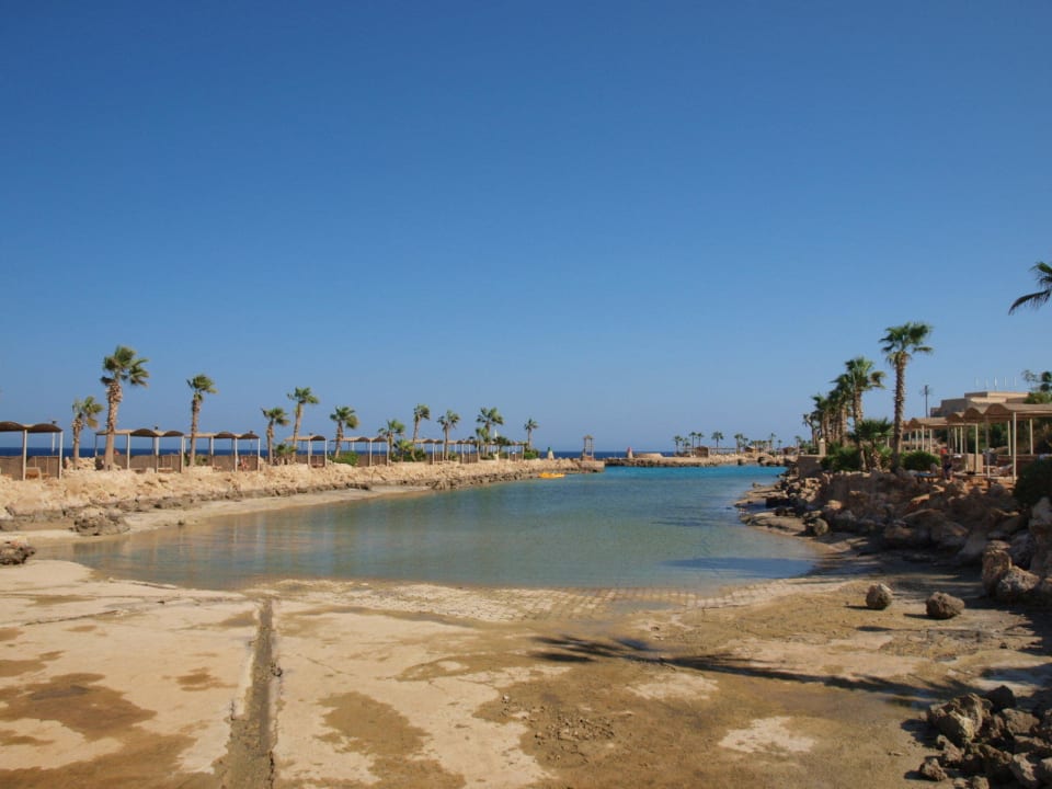 Bucht, linke Seite Pickalbatros Citadel Resort