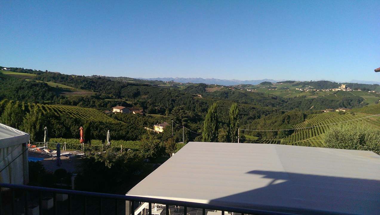 Wunderschöner Ausblick aus dem Zimmer Hotel Locanda Aria di Langa