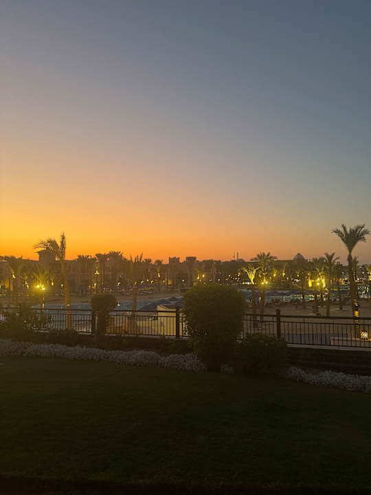 Außenansicht Pickalbatros Palace Hotel-Port Ghalib