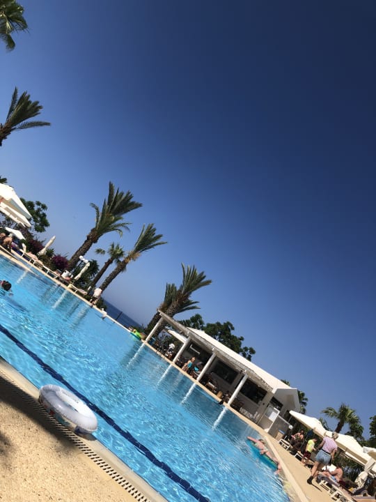 Pool Crystal Springs Beach Hotel