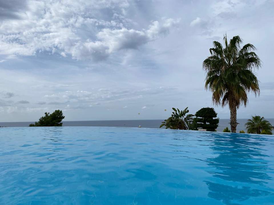 Pool Litore Resort & Spa