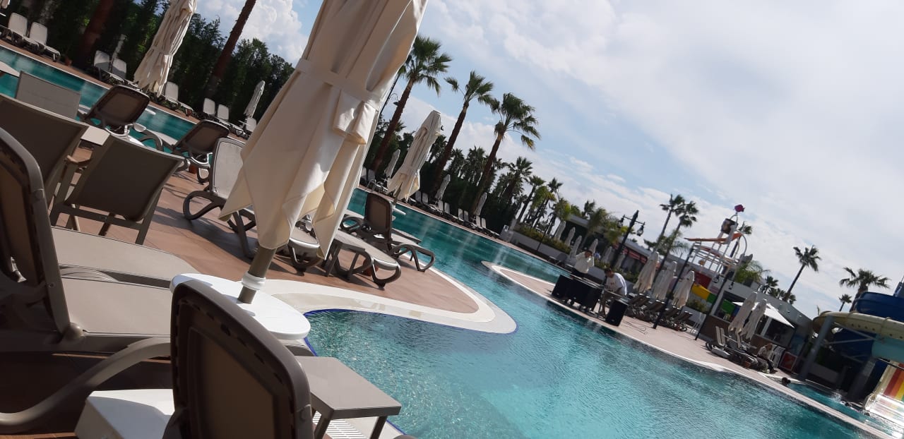 Pool Serenity Queen Hotel