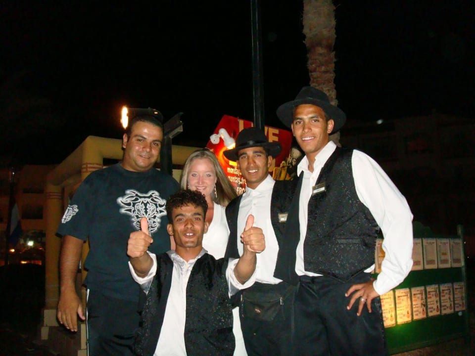 Ein Teil des besten Animationsteams der Welt Pickalbatros Dana Beach Resort - Hurghada