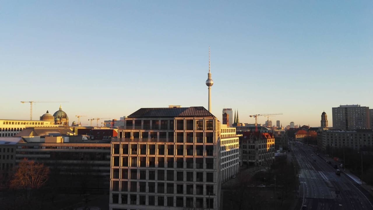Ausblick aus Zimmer 1008 Motel One Berlin-Spittelmarkt