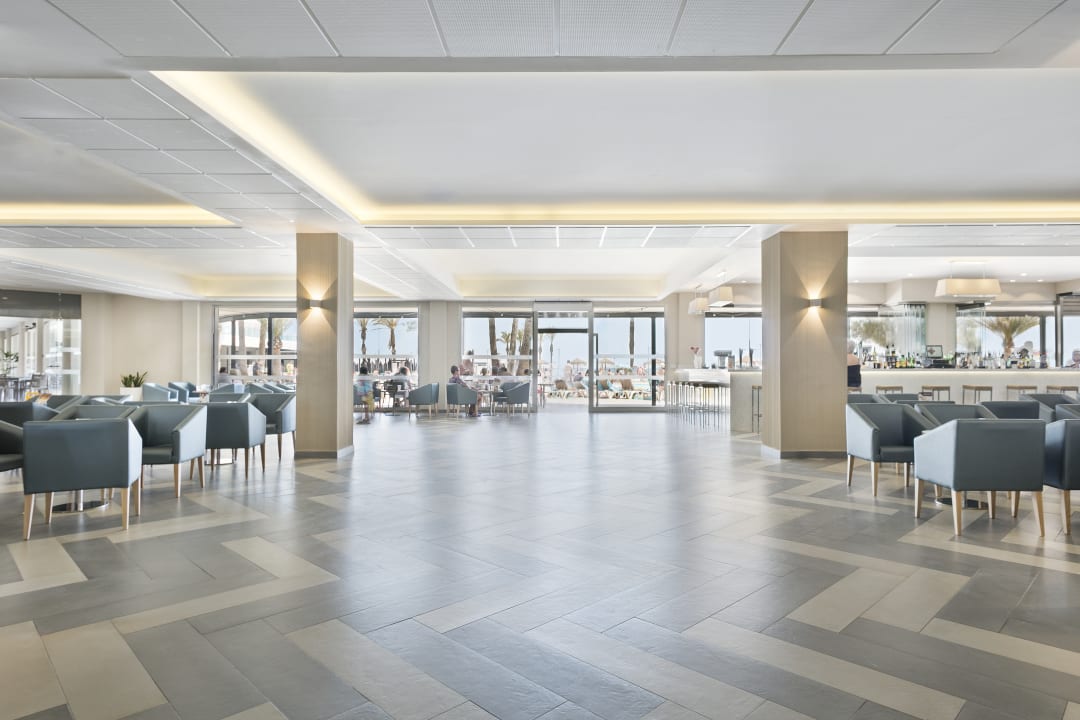 Lobby Hotel Best Sabinal