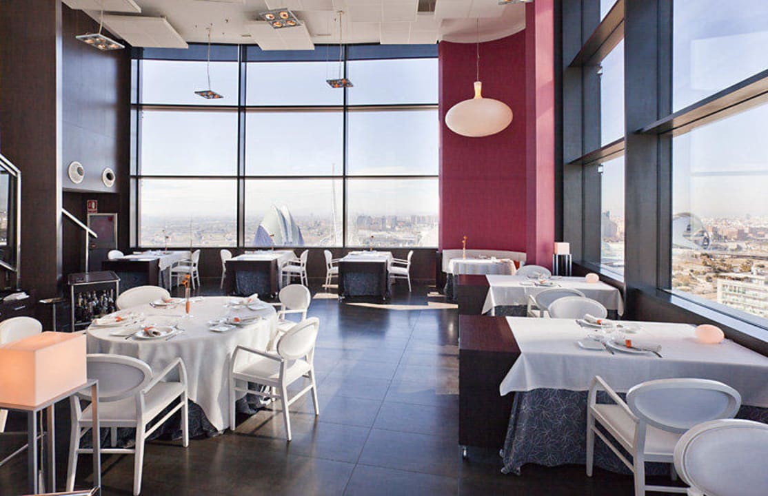 Restaurante El Vertical Ilunion Aqua 4