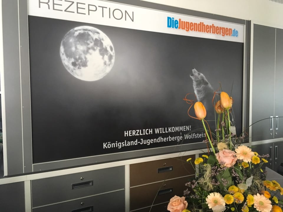 Lobby Königsland-Jugendherberge Wolfstein