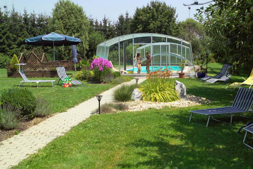 Gartenanlage Hotel Garni - Thermenoase