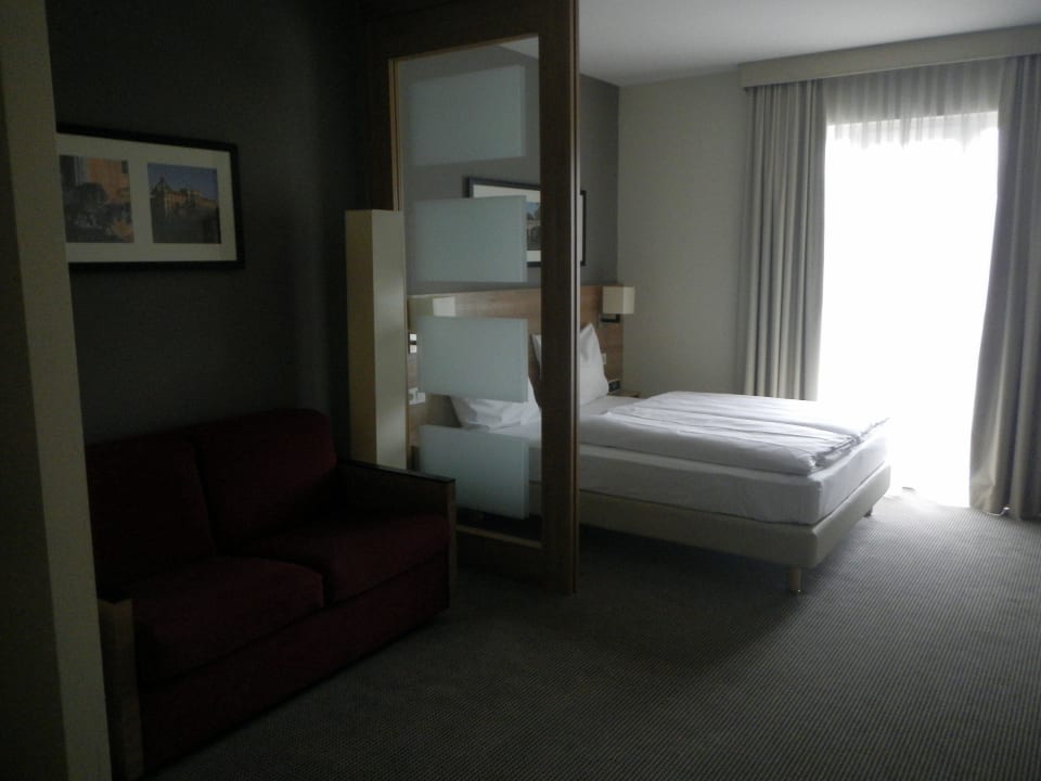 Sofa + Doppelbett Hotel Citadines Munich Arnulfpark