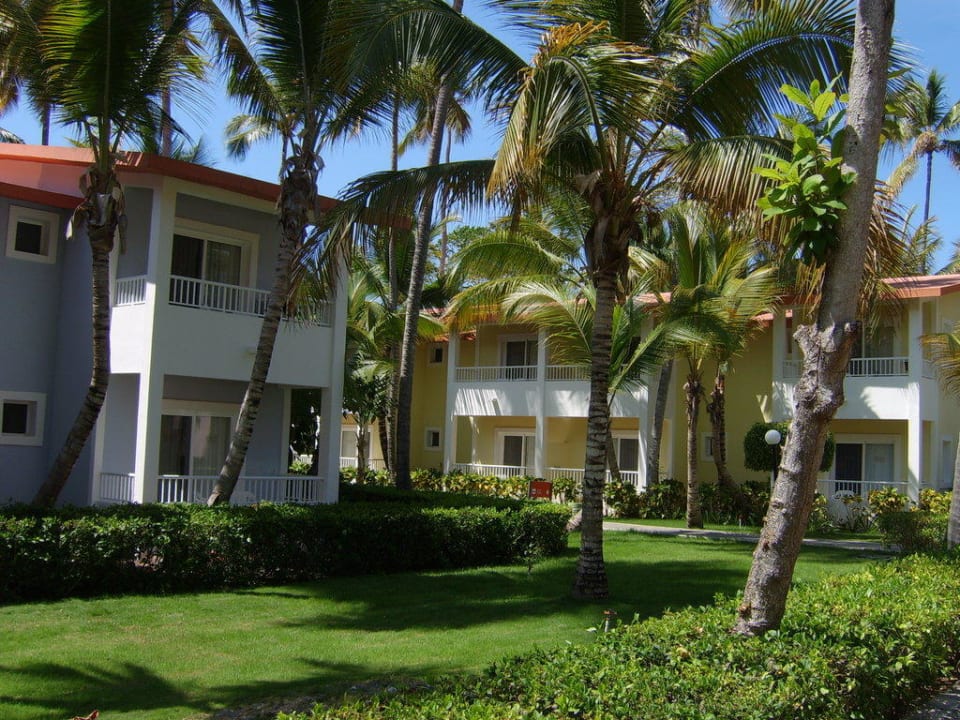 gepflegte Grünanlagen Hotel Riu Bambu