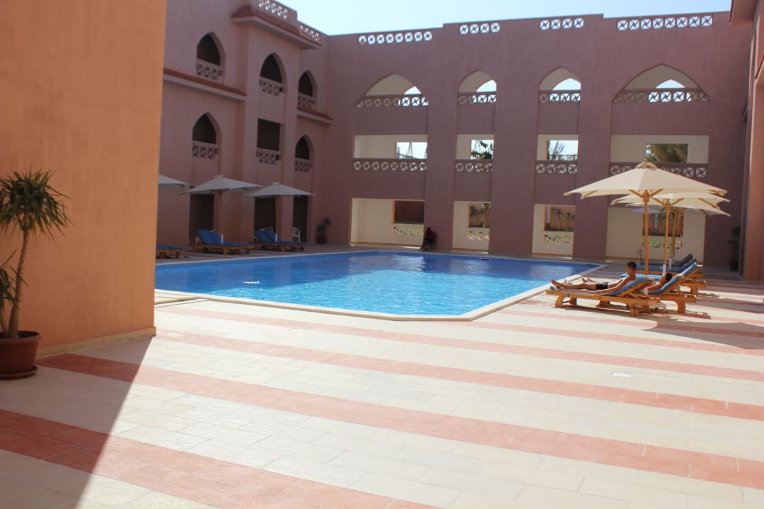 Вид из номера Pickalbatros Alf Leila Wa Leila Resort - Neverland Hurghada