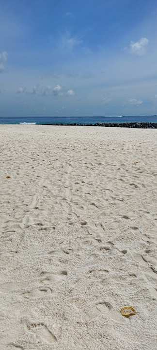 Strand Embudu Village