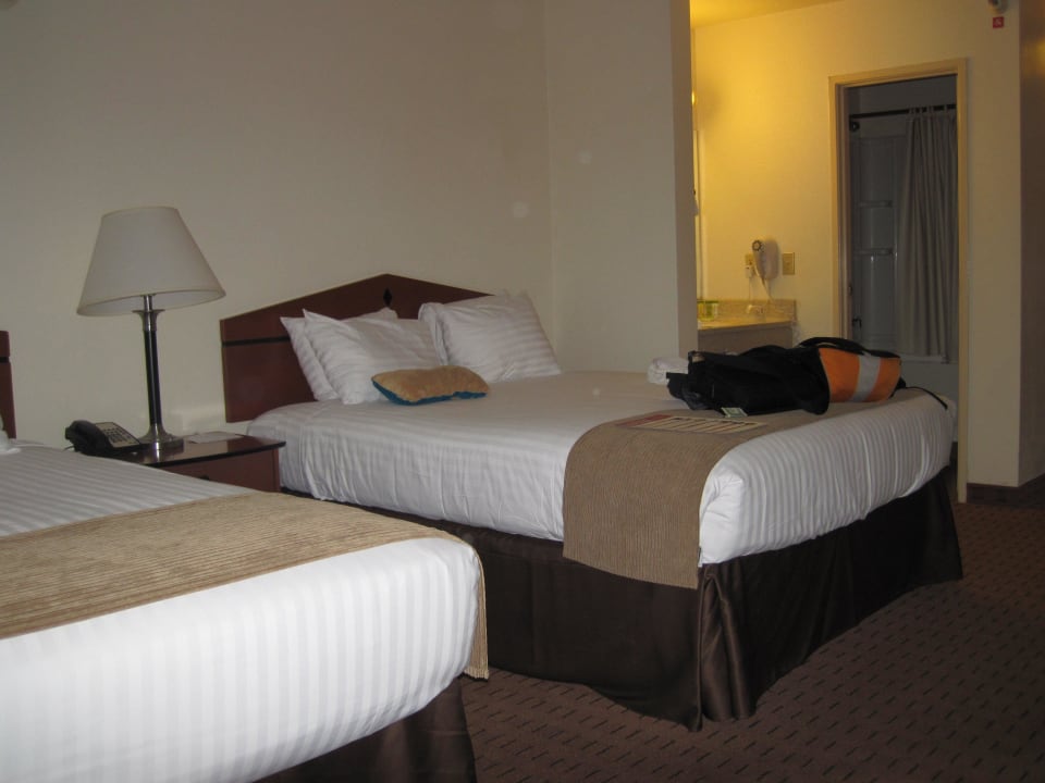Bett  The STRAT Hotel, Casino and SkyPod