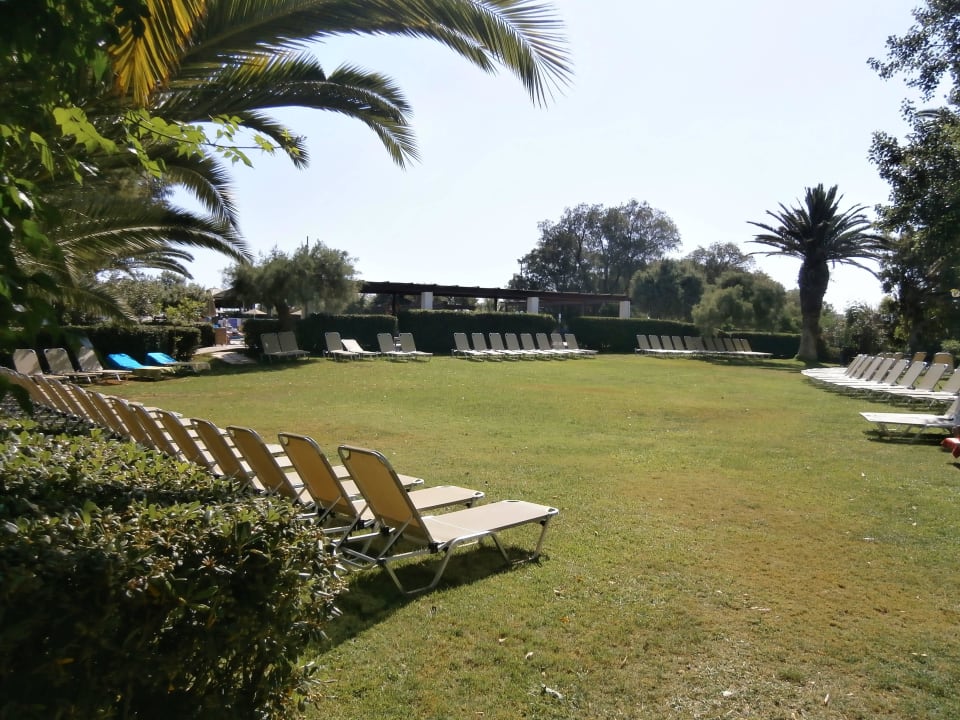 Liegewiese Apollonia Beach Resort & Spa