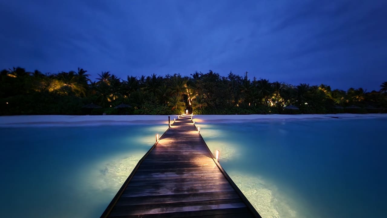 Außenansicht Veligandu Maldives Resort Island