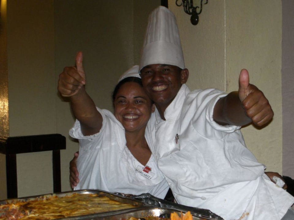 Gute Laune beim Kochen Playabachata Hotel