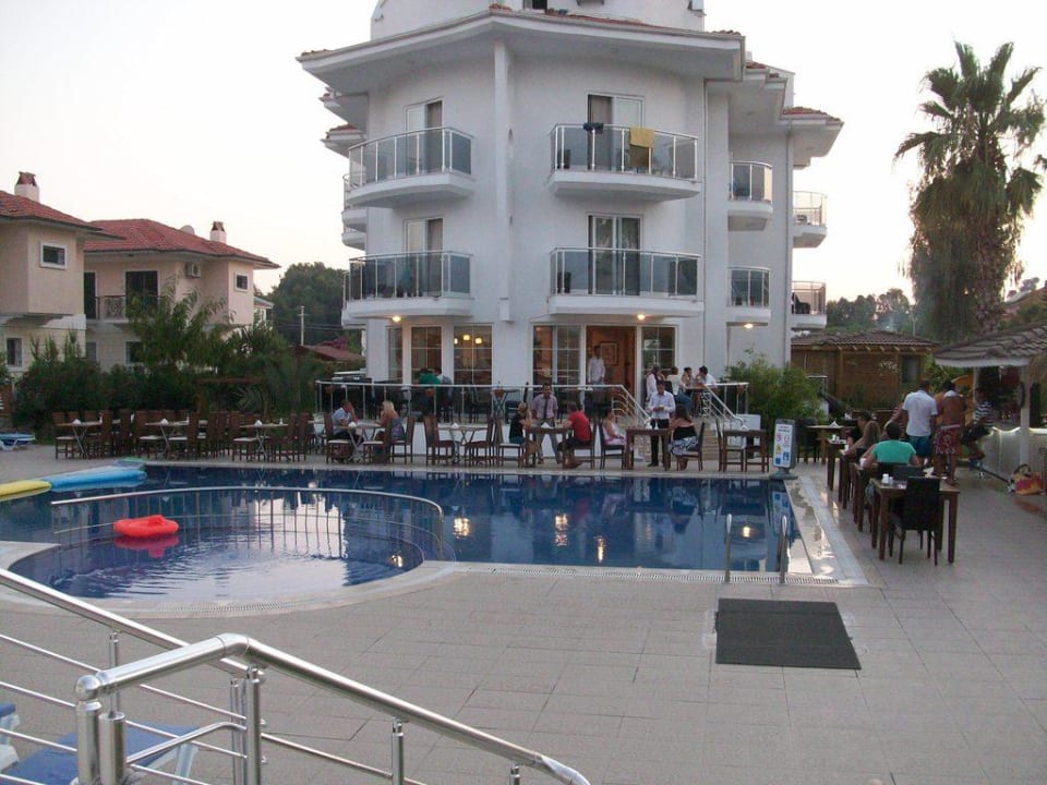 Das 2te Haus/Pool/ Abendessen Nevada Hotel & Spa