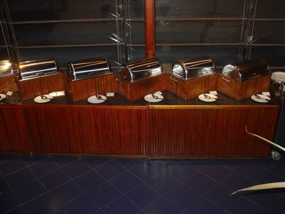 Hauptspeisen am Buffet Adaaran Club Rannalhi - All Inclusive