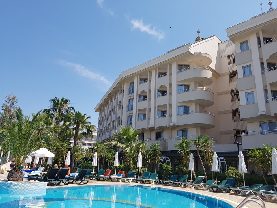 Pool Calimera Hane Garden