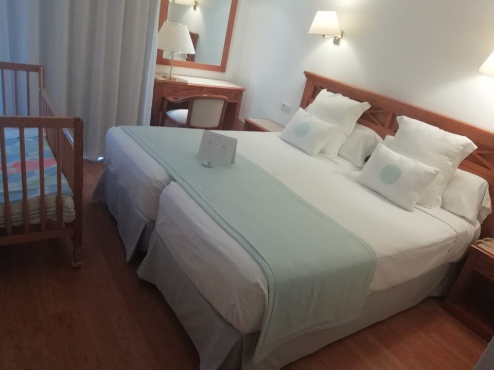 Zimmer Playa Esperanza Resort