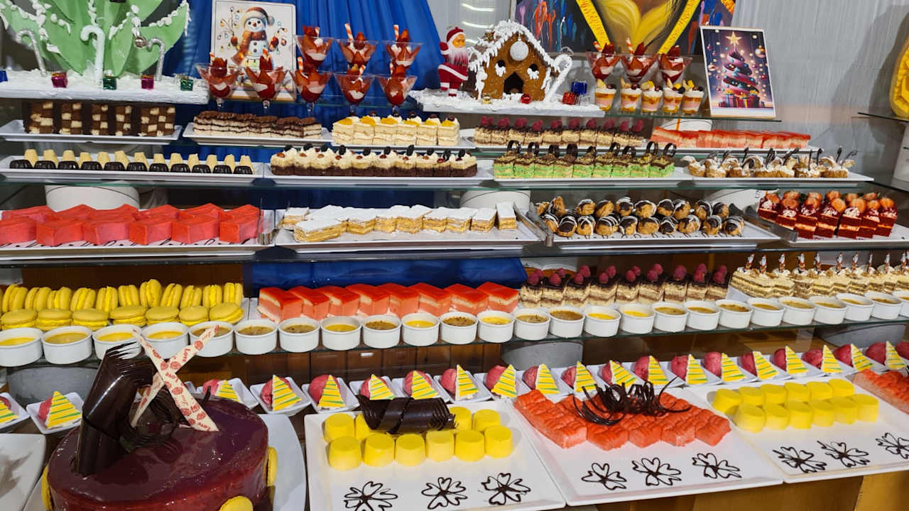 Gastro Three Corners Sea Beach Resort