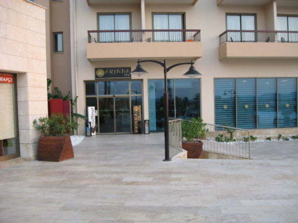 SPA-Eingang Royal Teos Thermal Resort Clinic & SPA