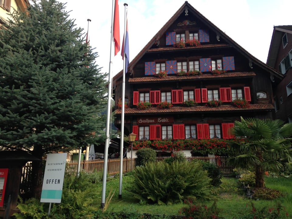 Außenansicht Gasthaus Tübli Gersau