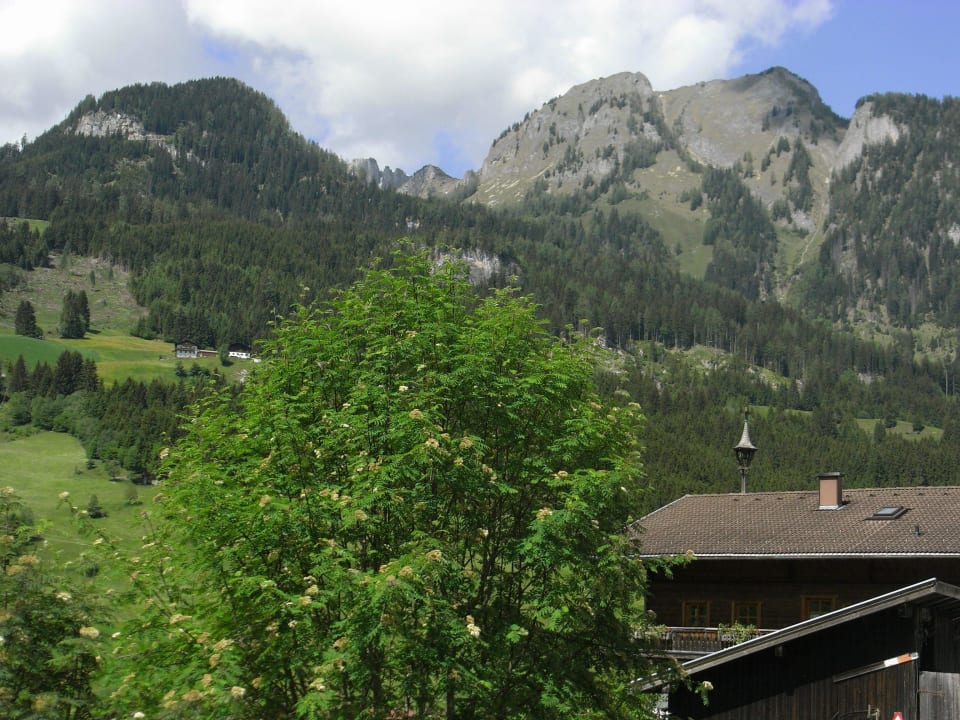 Traumhafter Ausblick vom Balkon  Lambachhof