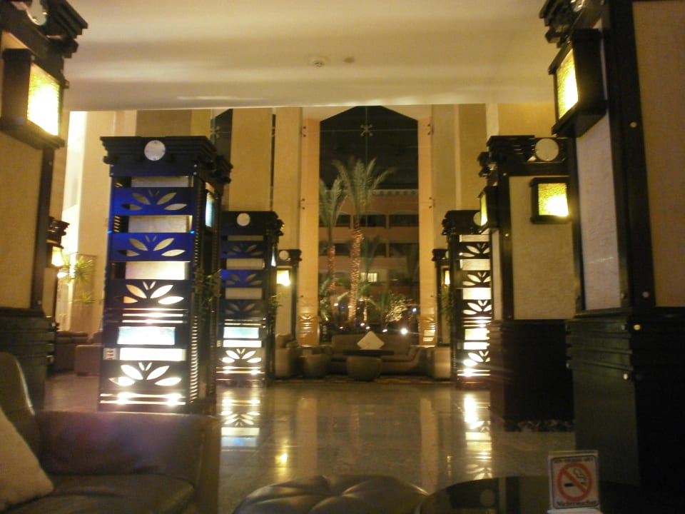Neben der Lobby Beach Albatros Resort