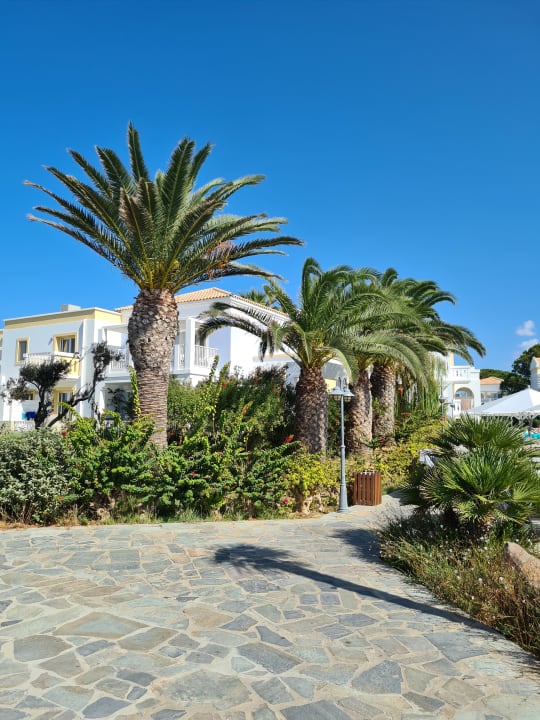Gartenanlage Neptune Luxury Resort