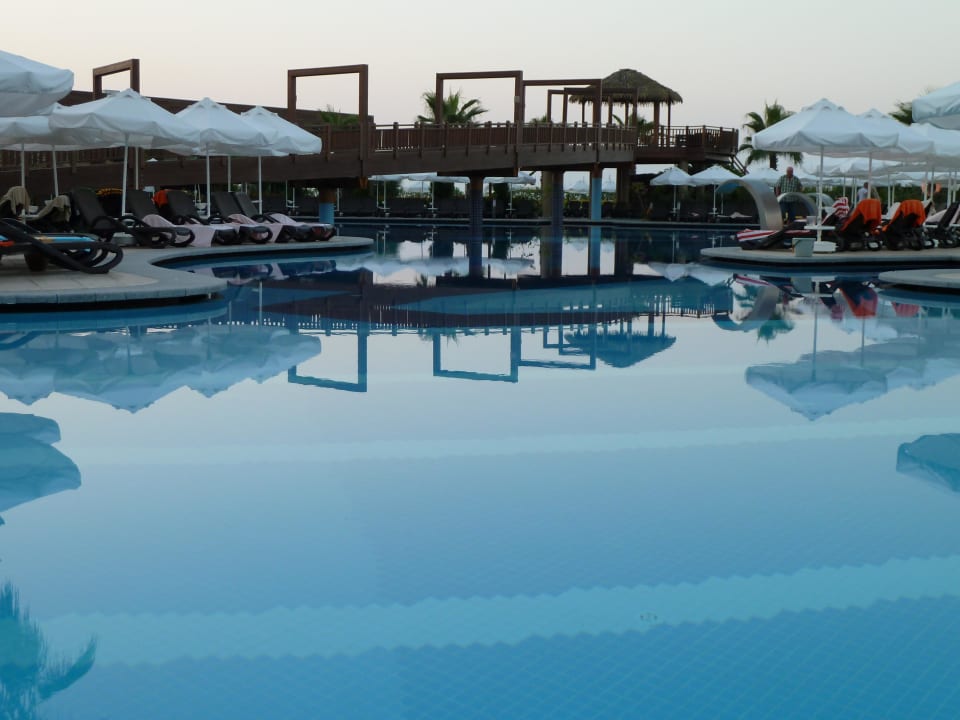 Blick auf die Brücke Sherwood Dreams Resort