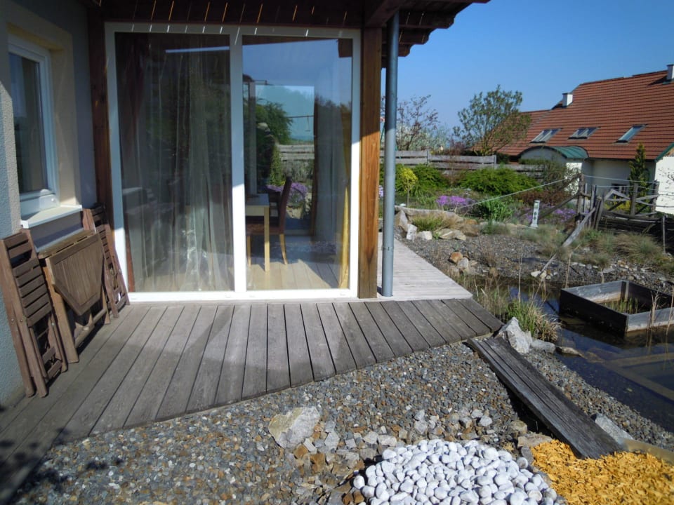 Liebevoll angelegter Garten Ferienwohnung Alpenblick