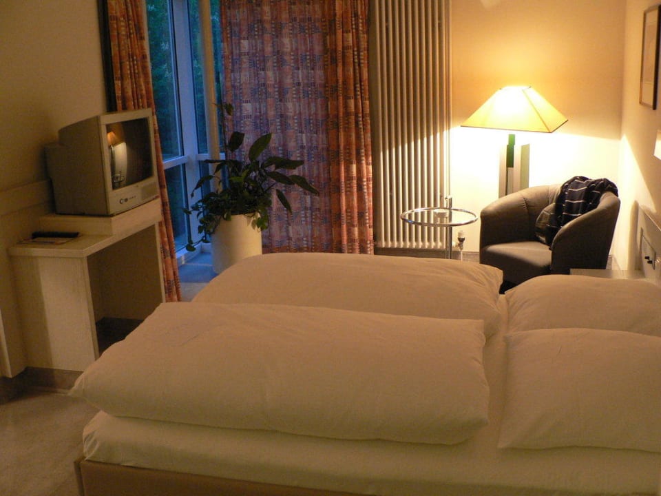 Mein Zimmer Fontana Hotel Wiesbaden