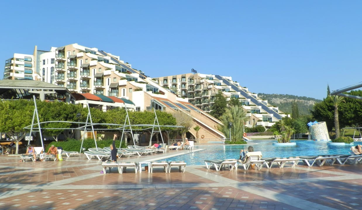 Blick auf Hinteransicht Limak Limra Hotel & Resort