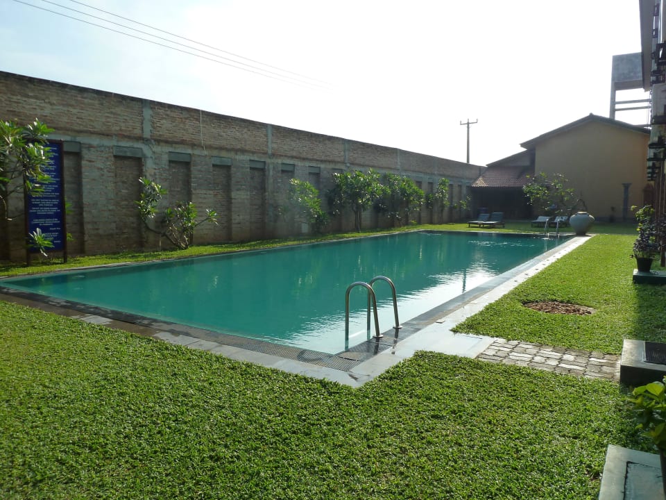 Einer der beiden Pools The Long Beach Resort