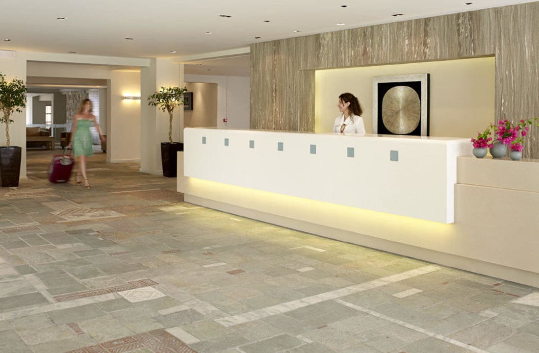 The reception Porto Bello Beach