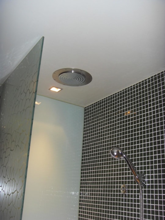Regendusche Radisson Blu Hotel Köln