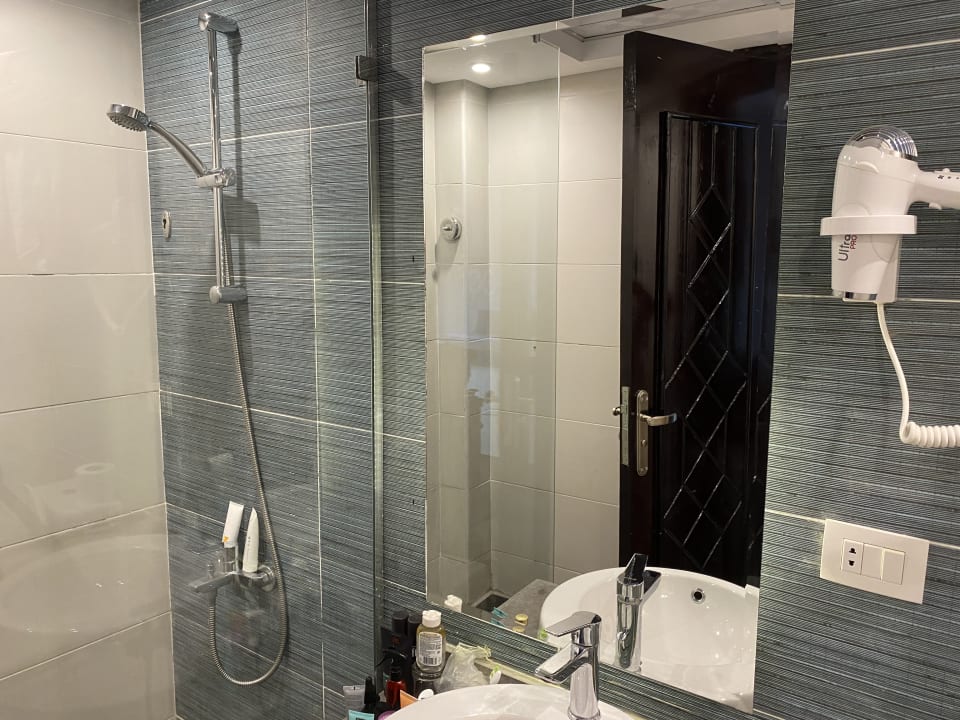 Zimmer Lotus Bay Beach Resort