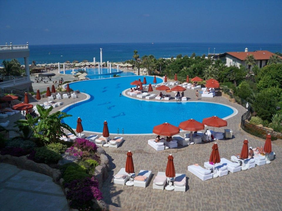 Poolanlage Starlight Resort Hotel
